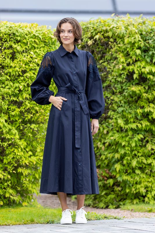 HAUST - Embr dress marineblå