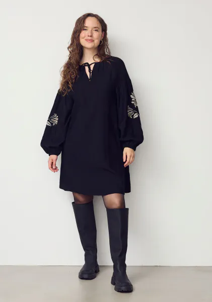 Hovedbilde ISAY - Elly Tunic Dress - Black